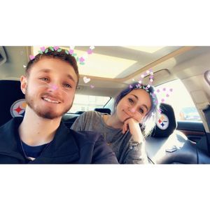 Meet your Posher, Courtney